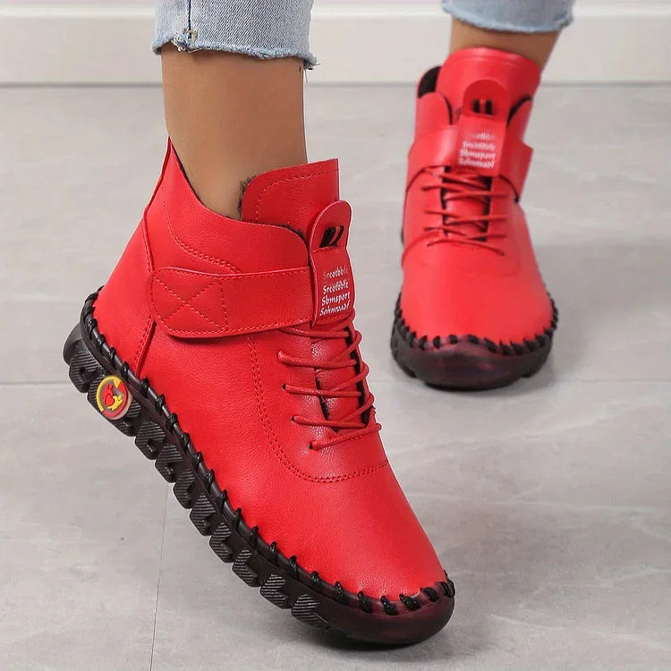 Elegante Jeans-Stiefeletten aus geprägtem Leder mit gepolstertem Komfort