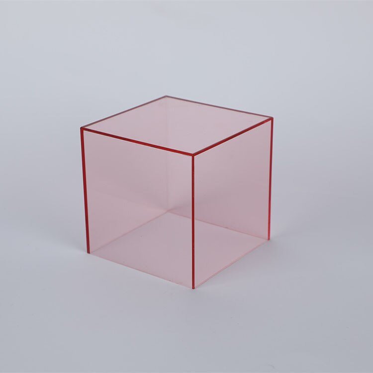 Lumera-Sammlervitrine, Konstruktion aus transparentem Acrylglas