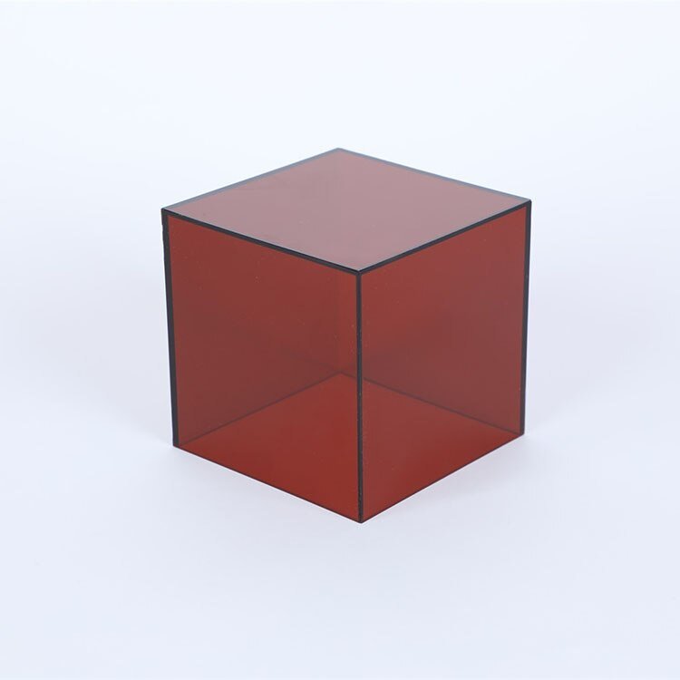 Lumera-Sammlervitrine, Konstruktion aus transparentem Acrylglas