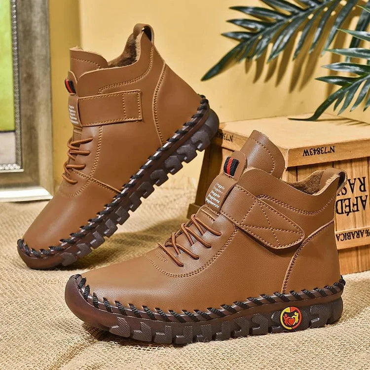 Elegante Jeans-Stiefeletten aus geprägtem Leder mit gepolstertem Komfort