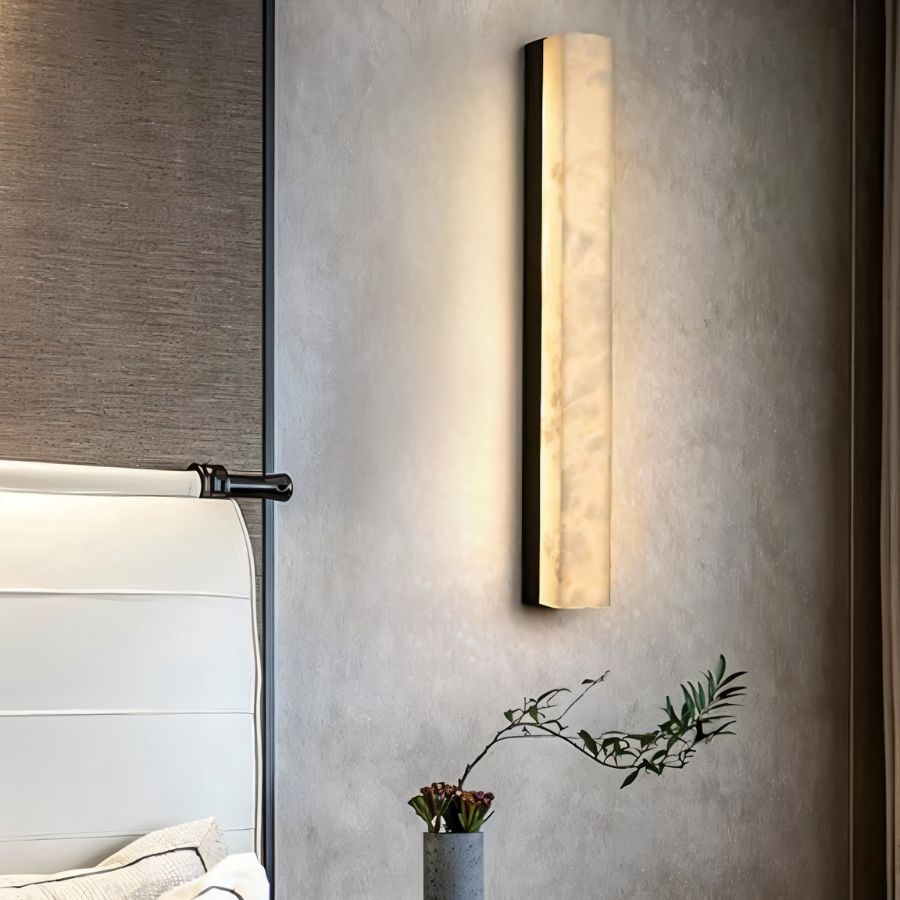 NovaLume Alabaster-Wandleuchte mit Marmor-Finish-Edition
