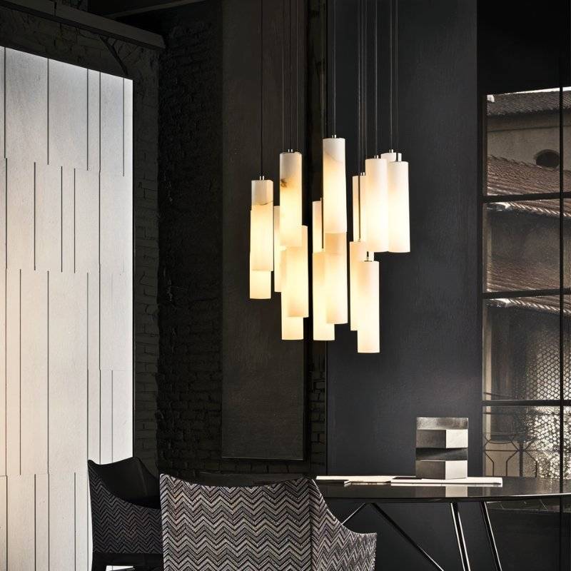 Moderne Alabaster-Zylinder-Pendelleuchte mit sanftem Glanz