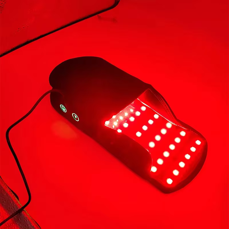 SolaraStep LED pantofle na chodidla s červeným a infračerveným světlem, univerzální velikost, s kabelem