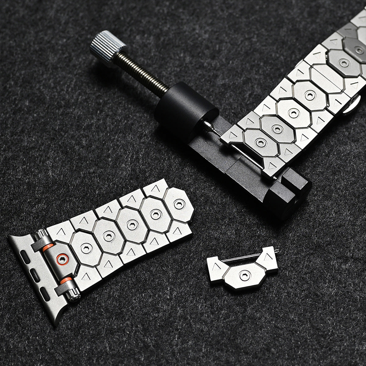 Vantira FusionX Titanium Apple Watch-rem, sekskantet led-design