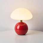 Lampă de masă tip ciupercă Lyvara, din ceramică crem, în stil Bauhaus
