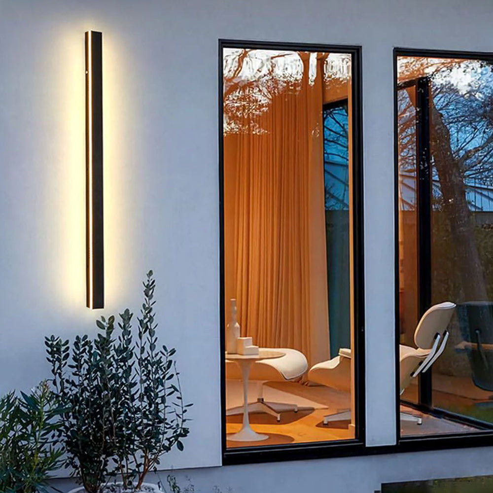 Elegante aplique de parede preto, luz LED Nyx para paredes exteriores