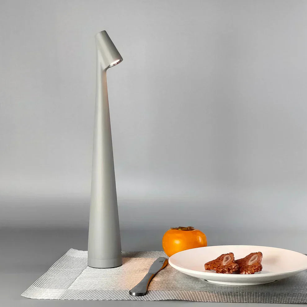 Candeeiro de mesa LED sem fios, design nórdico em alumínio com regulação tátil da intensidade da luz