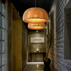 Lampada a sospensione AetherWeave in rattan a forma di bozzolo per soggiorni e corridoi