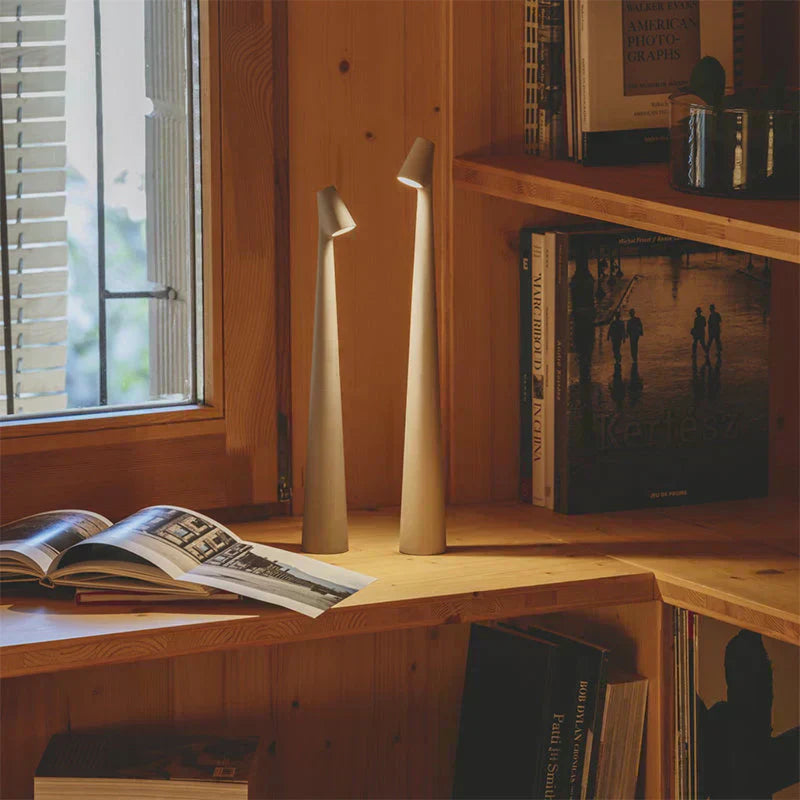 Candeeiro de mesa LED sem fios, design nórdico em alumínio com regulação tátil da intensidade da luz