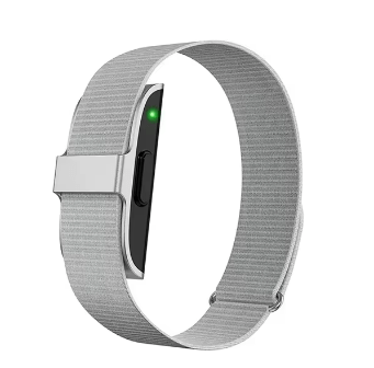 Chytré fitness hodinky AeroPulse X Pro s voděodolnou konstrukcí IP68 a Bluetooth 5.0