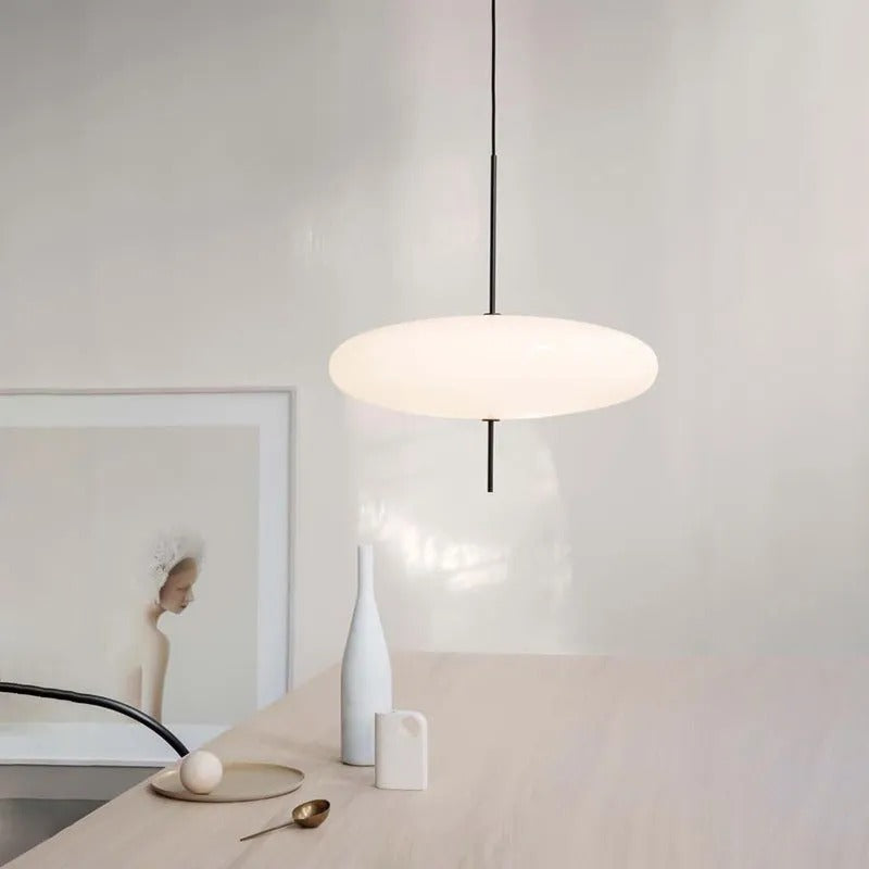 Quor Nordic Modern Oval Single Pendant Light | Fioriscas