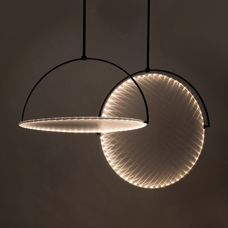 Candeeiro de Teto LED Nebula Portals com Difusor de Tecido e Estrutura em Aço
