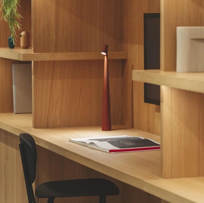 Candeeiro de mesa LED sem fios, design nórdico em alumínio com regulação tátil da intensidade da luz