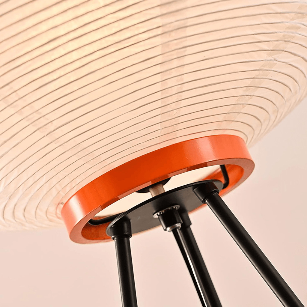 KairoLuma-gulvlampe med rispapirskærm i japansk minimalistisk design