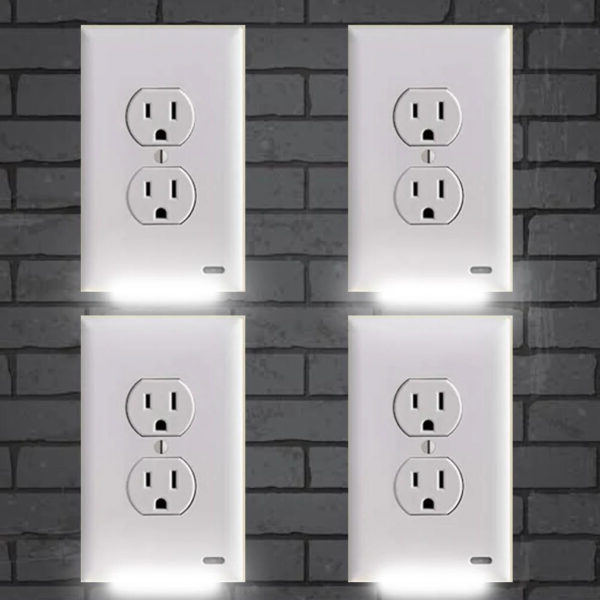 Kryty zásuvek s automatickým senzorem a LED nočním světlem, balení po 4 kusech