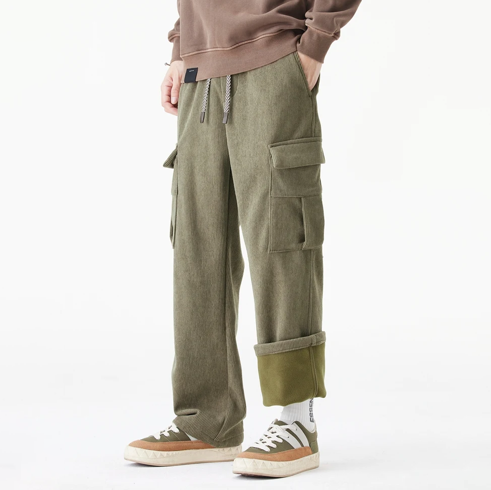 Cordhose mit Fleece-Futter, gerade geschnitten für den Alltag