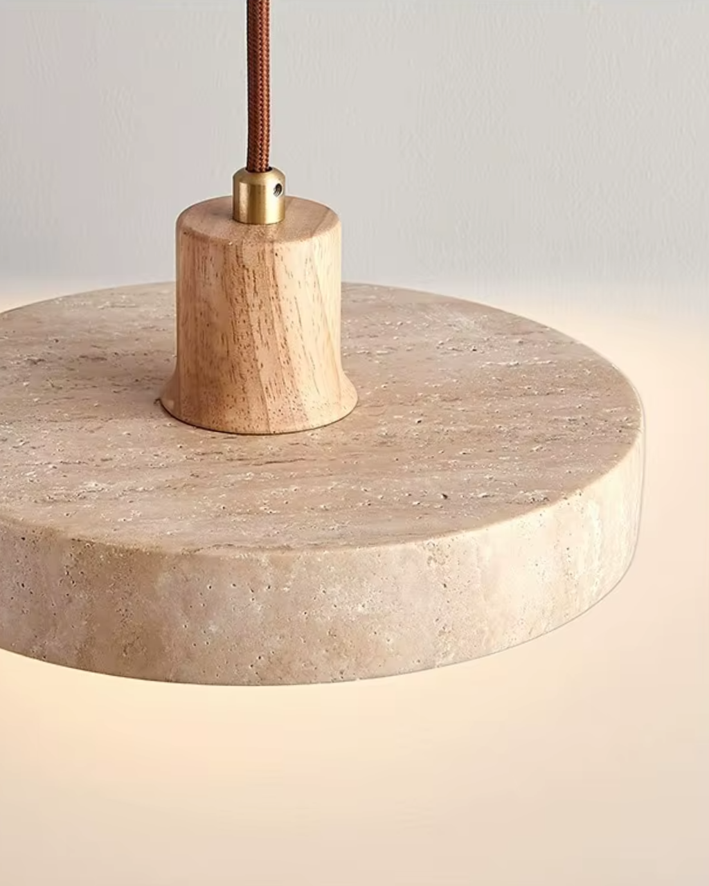 Pendellampe Nolare med travertinfinish i stenlook, loftslampe til køkkenet