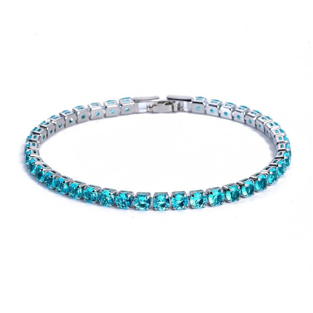 Pulsera unisex AstraLuxe con diseño de cadena de circonitas brillantes