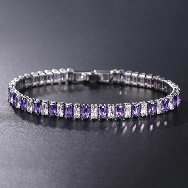 Pulsera unisex AstraLuxe con diseño de cadena de circonitas brillantes
