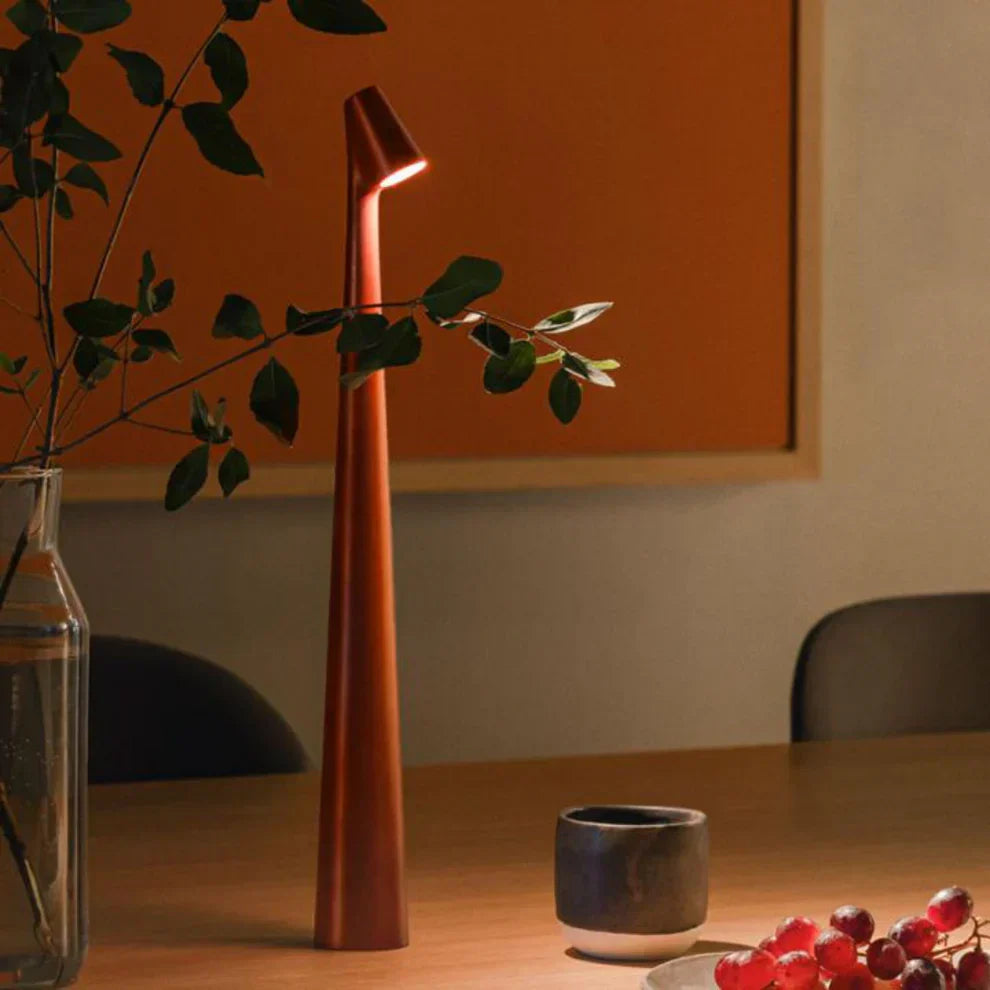 Candeeiro de mesa LED sem fios, design nórdico em alumínio com regulação tátil da intensidade da luz