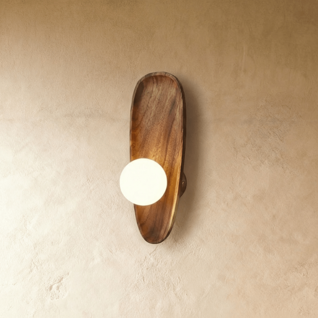 Lampe murale à lumière douce pour pièces d'ambiance avec accent en bois sculpté