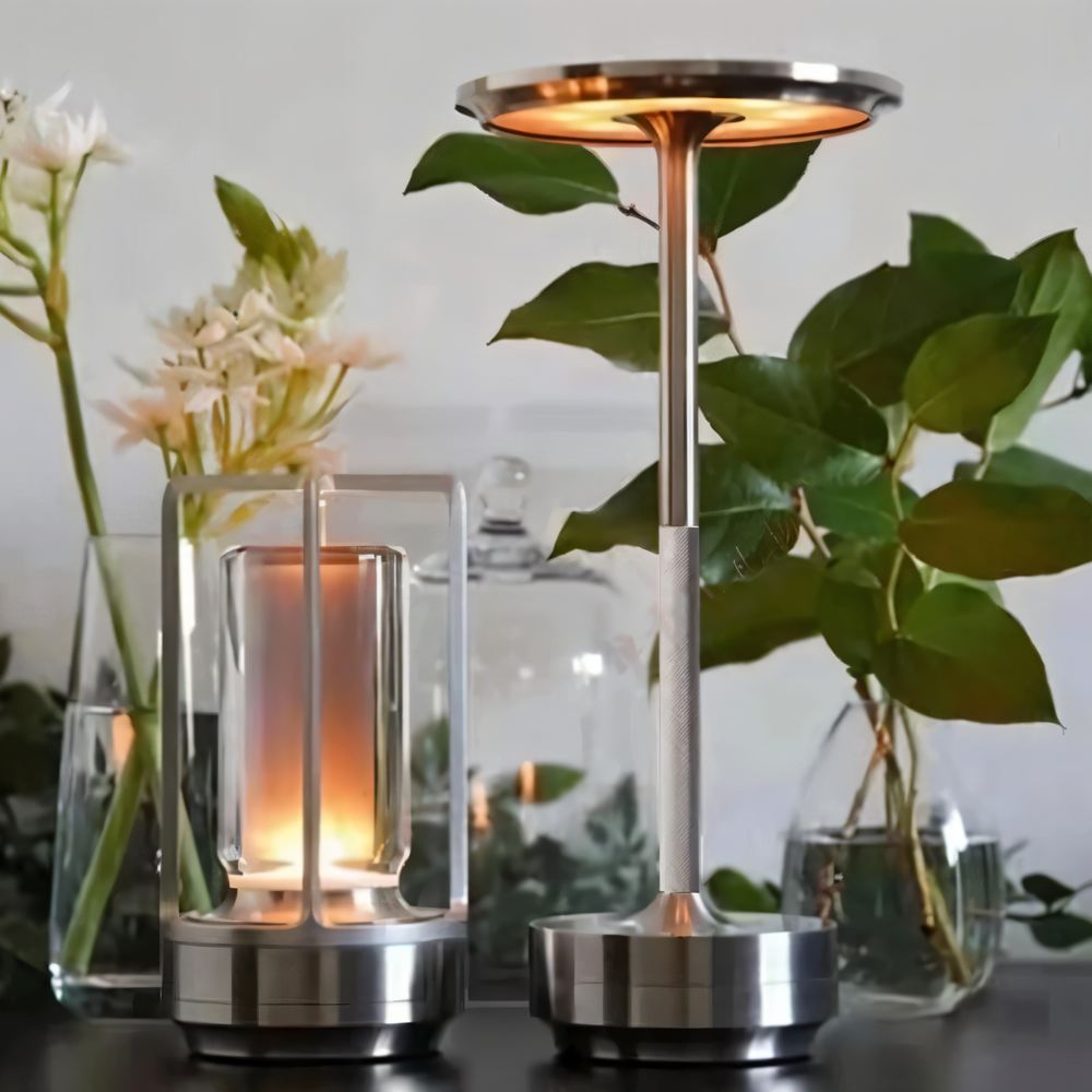 Dobíjecí LED stolní lampa LumaForge s moderním hliníkovým designem