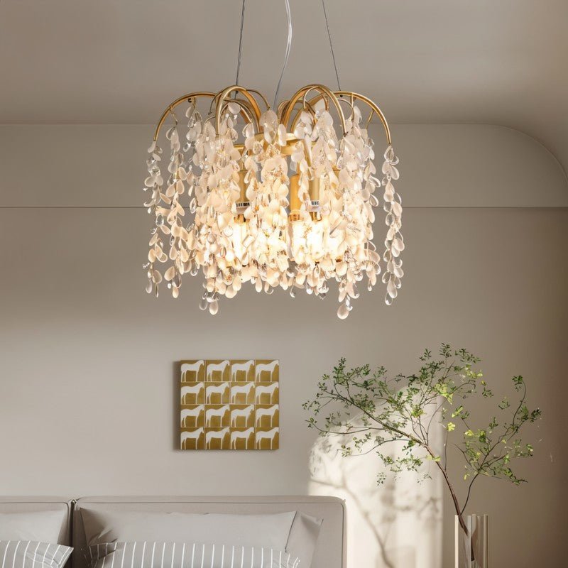 Pozlacený křišťálový lustr s LED osvětlením pro luxusní obývací pokoj