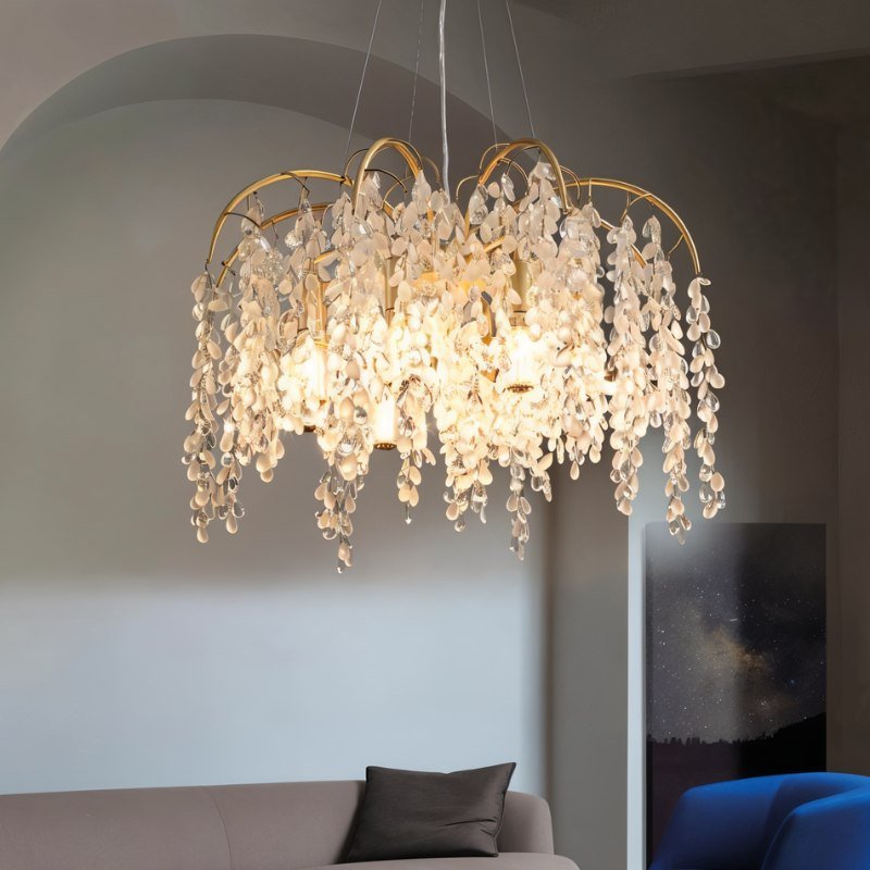 Pozlacený křišťálový lustr s LED osvětlením pro luxusní obývací pokoj