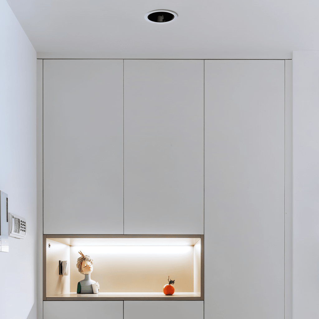 Spot encastré LED NovaSilis réglable pour plafonds modernes