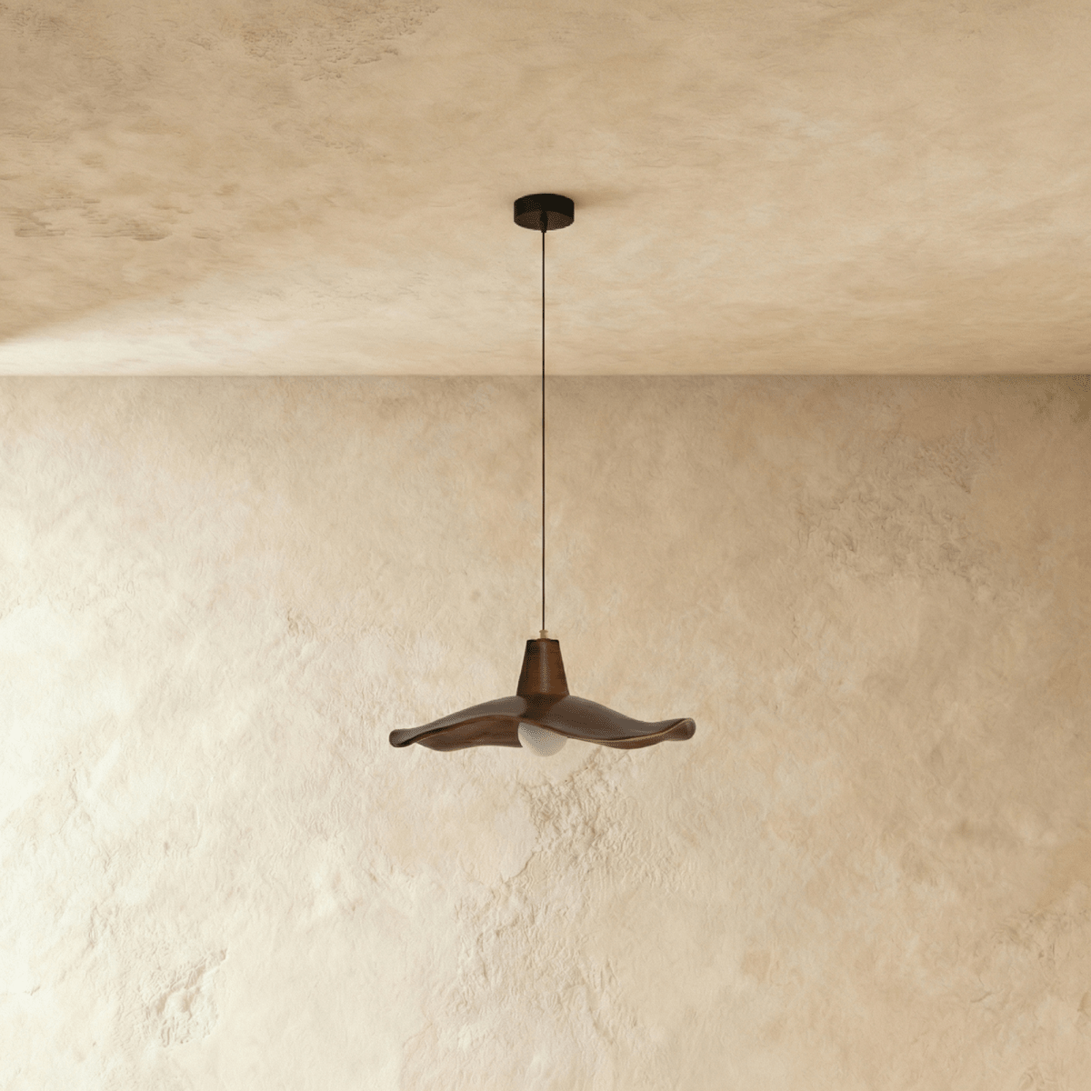 Lámpara colgante nórdica LumaWabi Wabi Sabi para interiores modernos con acabado pulido