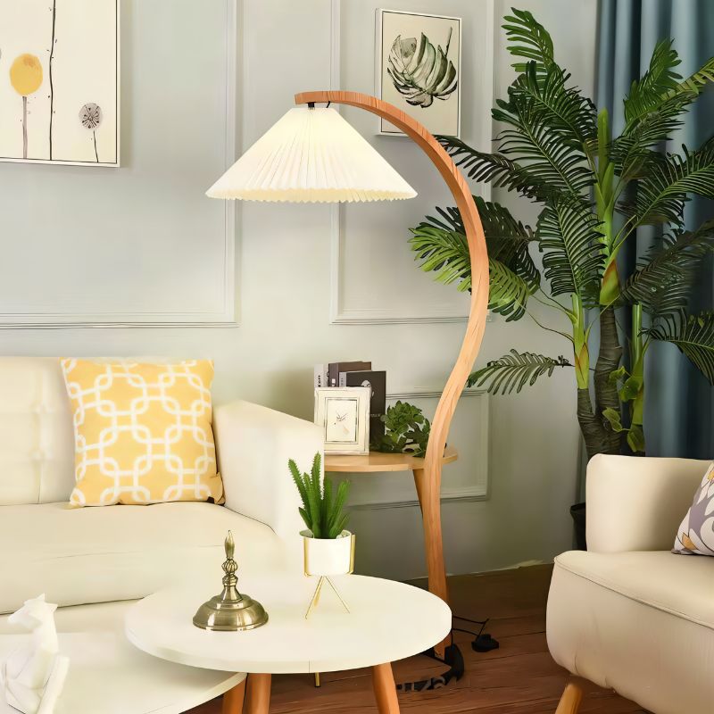 Stojací lampa Arcadia z bukového dřeva s křivkou S a plisovaným stínidlem ve stylu empire
