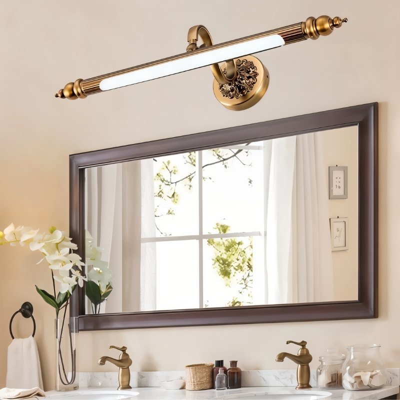 Luz de Parede Retro Copperlume com Base Ornamental e Detalhes Estriados