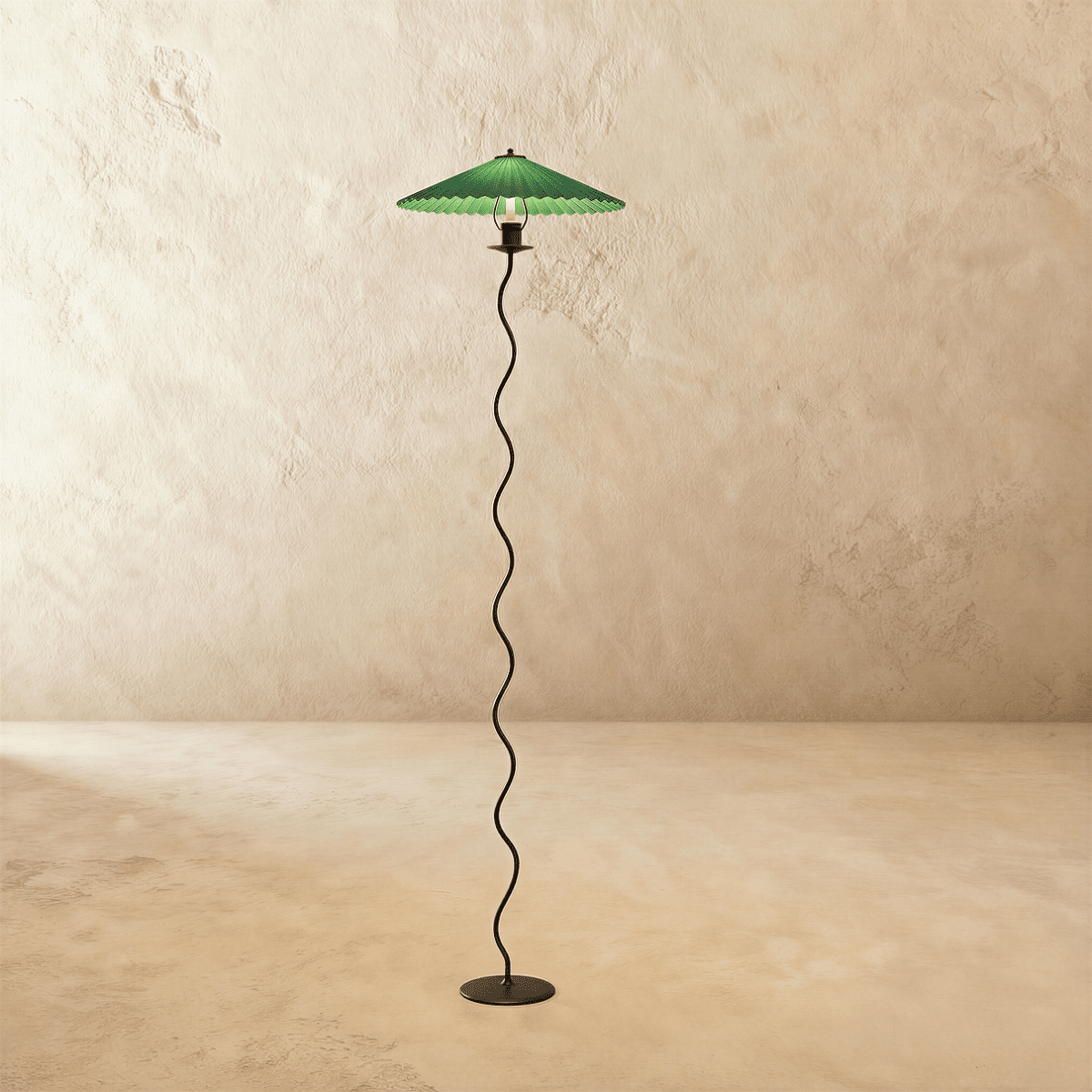 Lámpara de pie Serpentine con pantalla de lino estilo Art Deco vintage  
