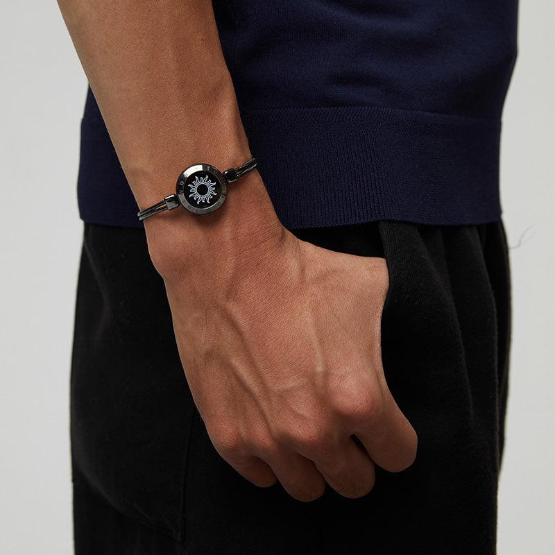 AuroraBond-aanraakarmbanden voor hem en haar die oplichten en zoemen