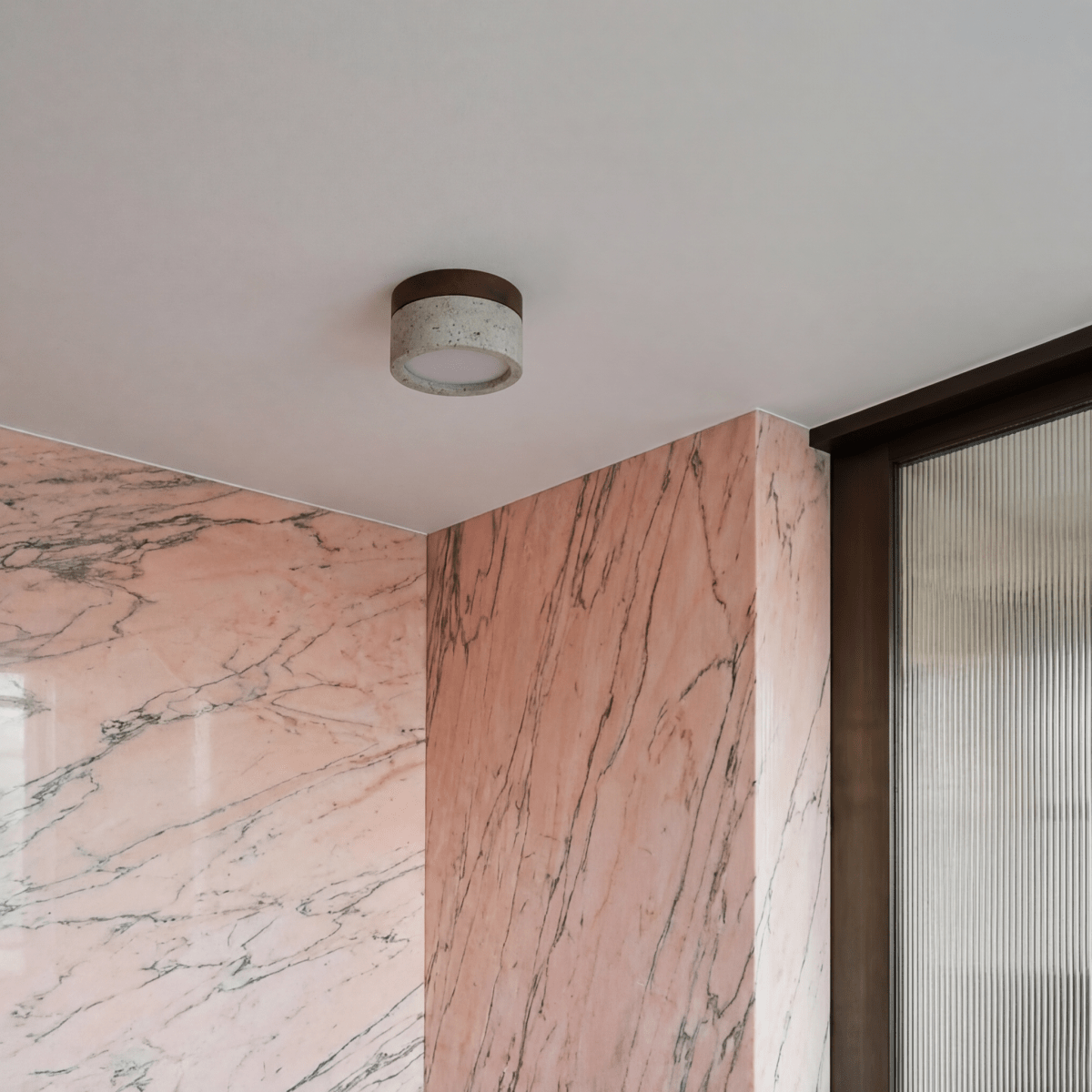 Lampa sufitowa Cylindra z miękkim światłem do korytarzy i sypialni