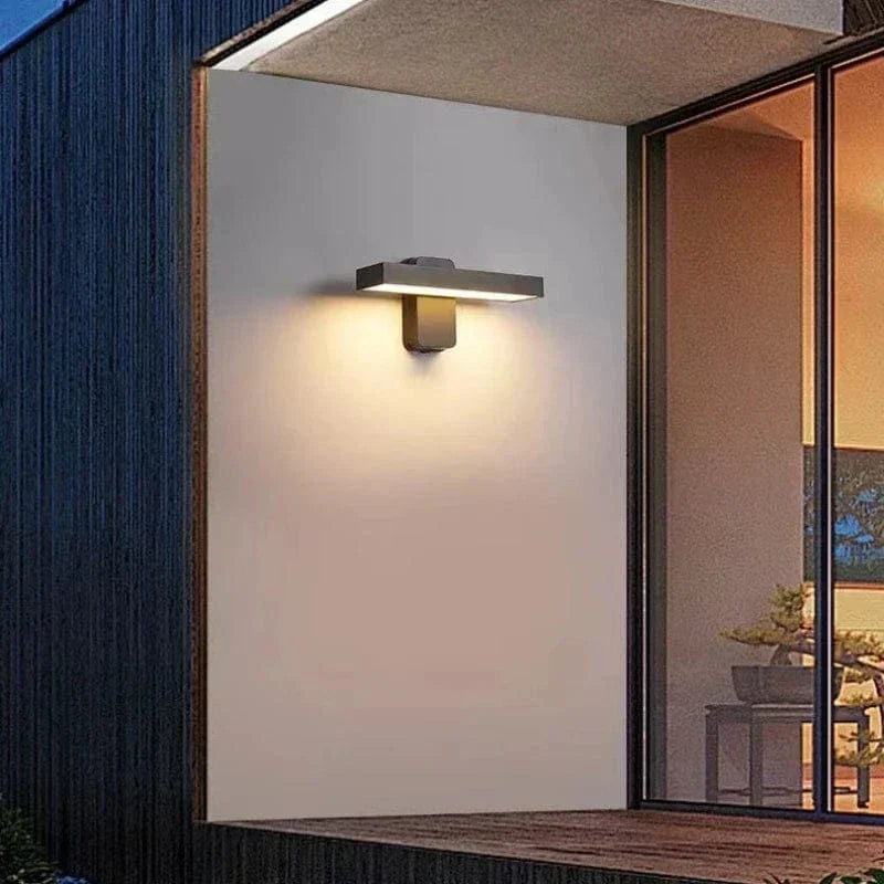 Applique murale extérieure Auron à tête orientable, étanchéité IP65, capteur de mouvement PIR