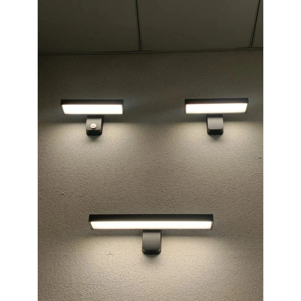 Applique murale extérieure Auron à tête orientable, étanchéité IP65, capteur de mouvement PIR
